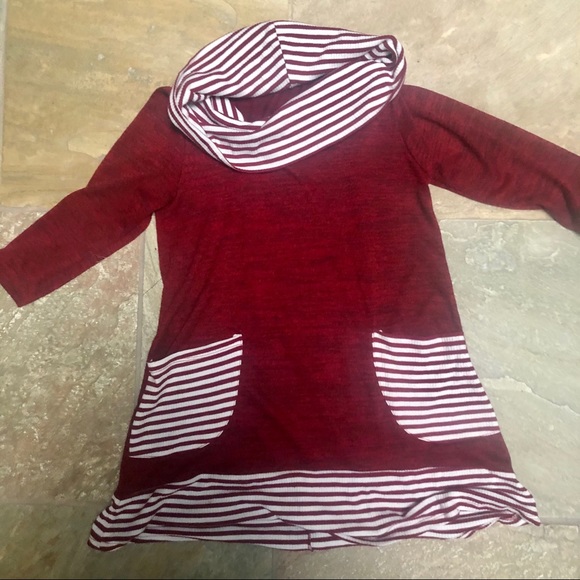 Red tunic - Picture 3 of 7